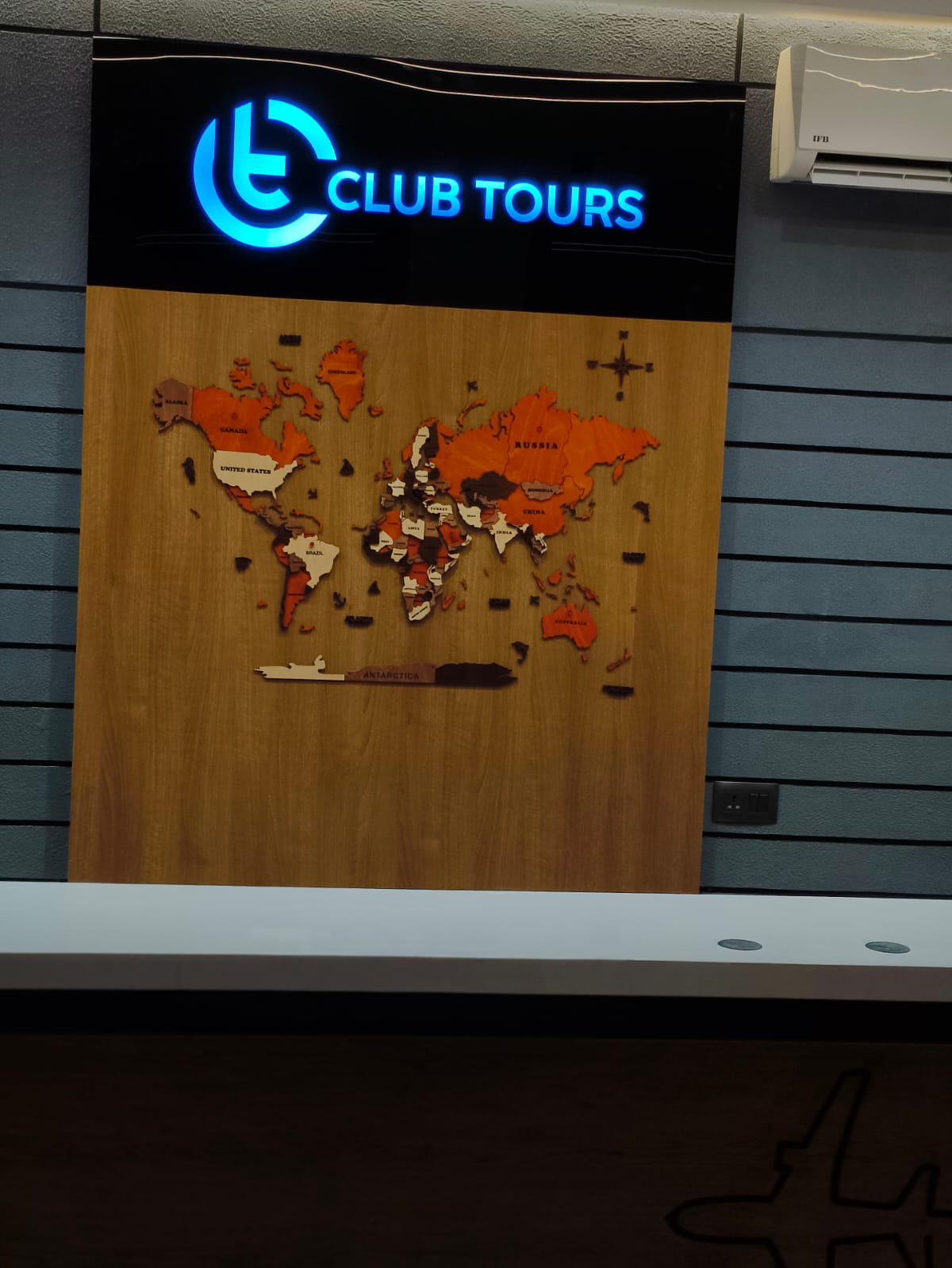 3D Map & Illuminated Signage