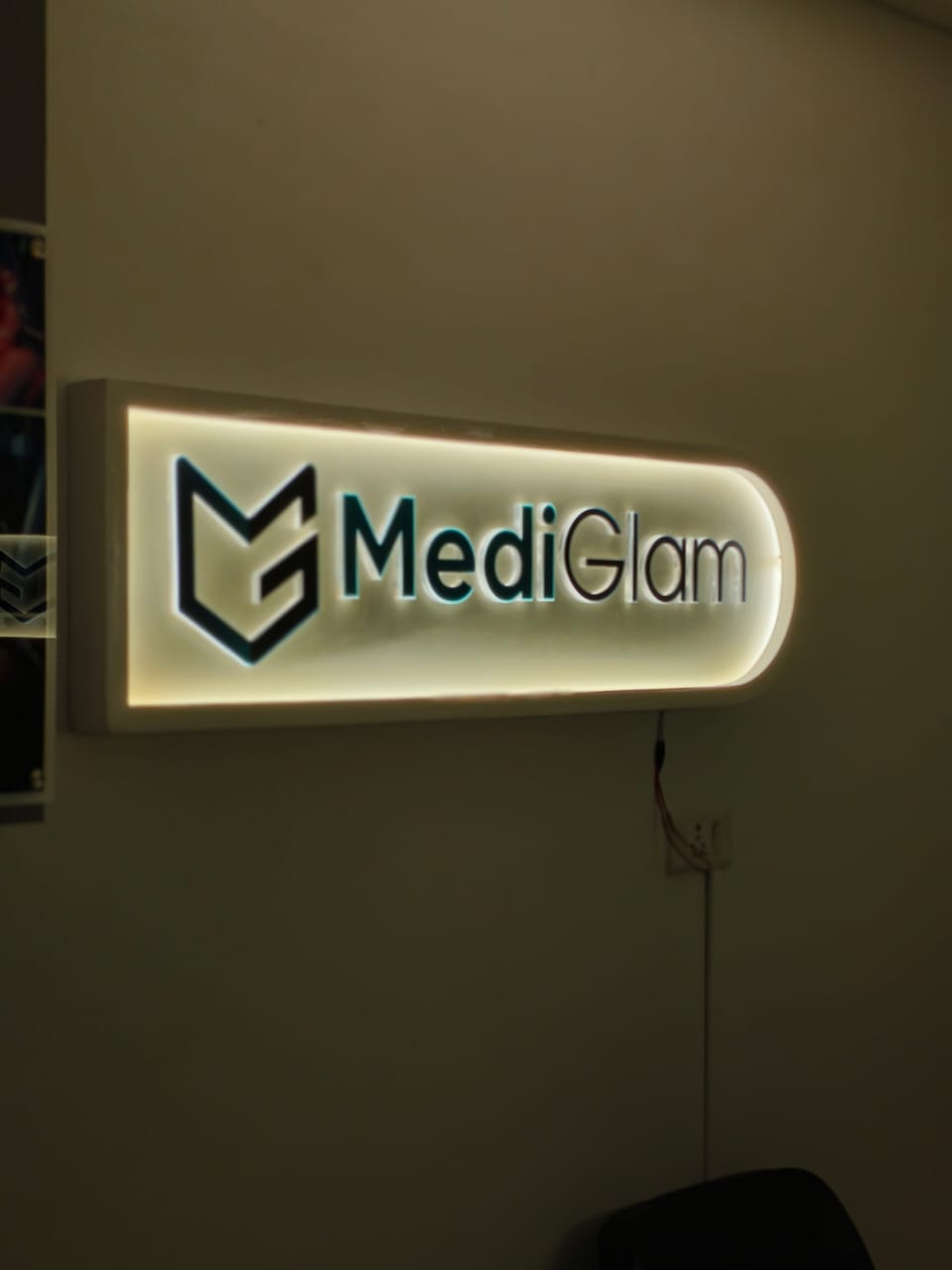 MediGlam Clinic Signage